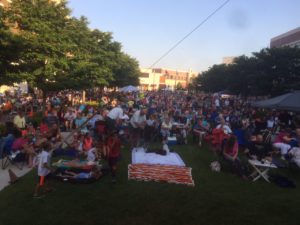 Chicago Botanic Graden Music on the Esplanade